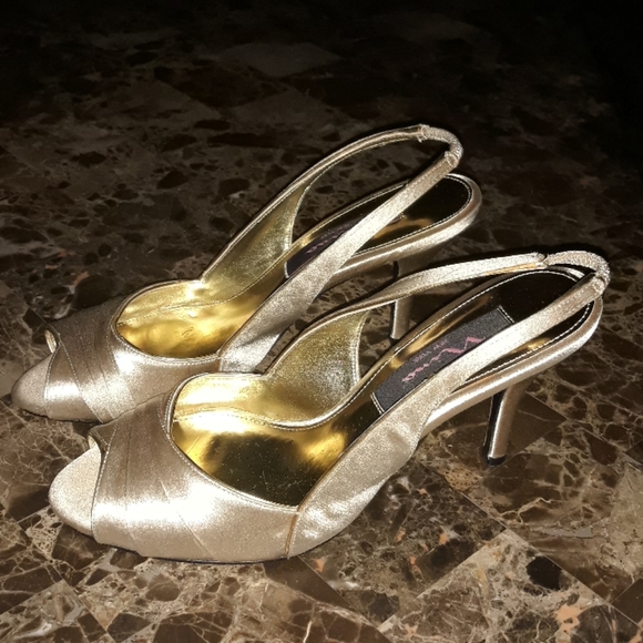 Shoes - Nina New York Fabric Open Toe Slingback